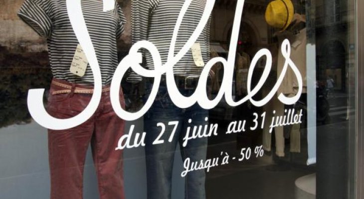 27 июня в Париже стартуют летние распродажи сезона 2012 года